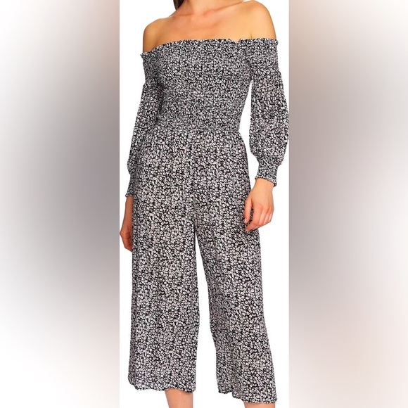 NWOT Revolve 1. State Smocked Off the Shoulder Wildflower Floral Jumpsuit Medium - Picture 2 of 9